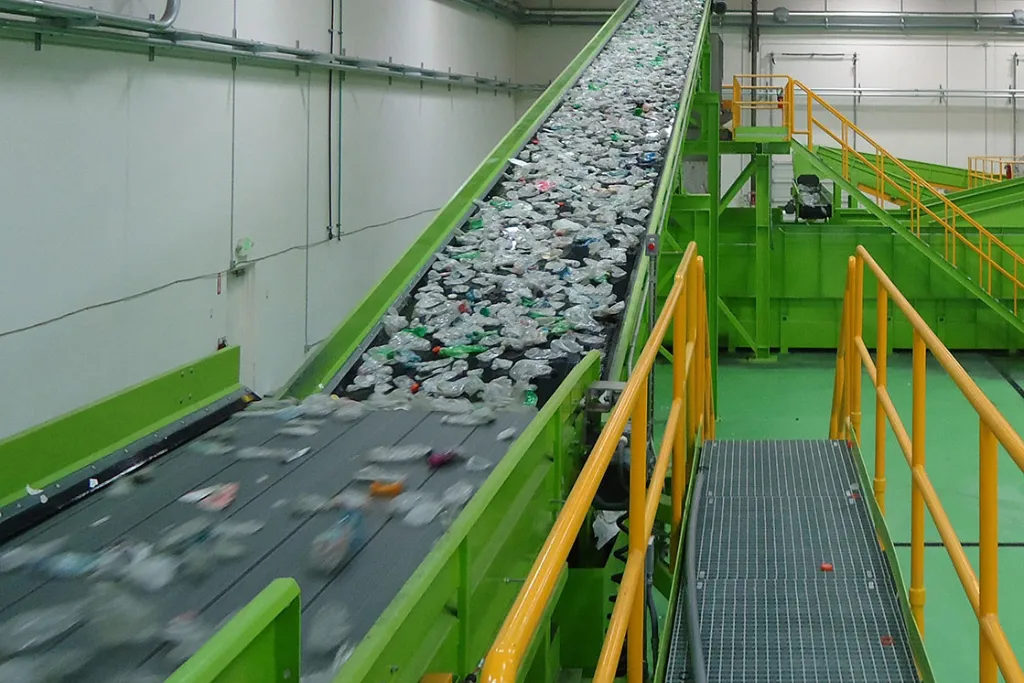 Conveyors in Demolition and Debris Removal